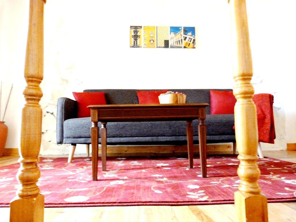 Remedios, 195 Apartment *
